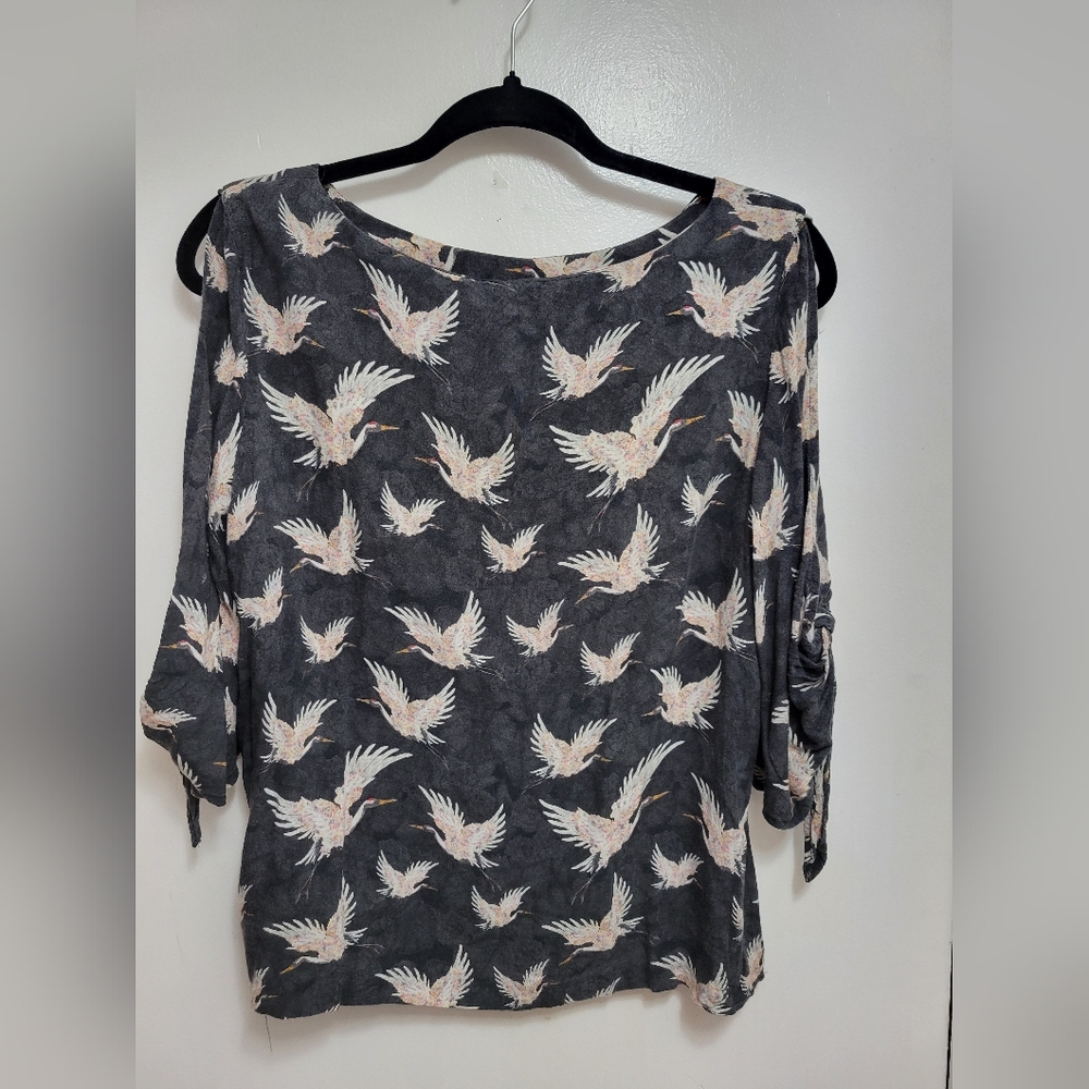 H&M Bird Top - Picture 2 of 3